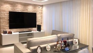 Cortinas de Tecido na sala de TV